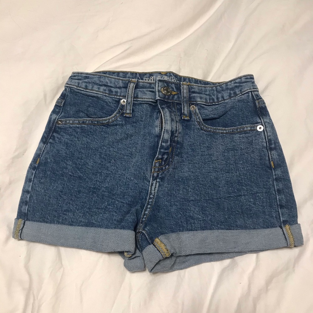 Wild Fable size 2 high rise jean shorts